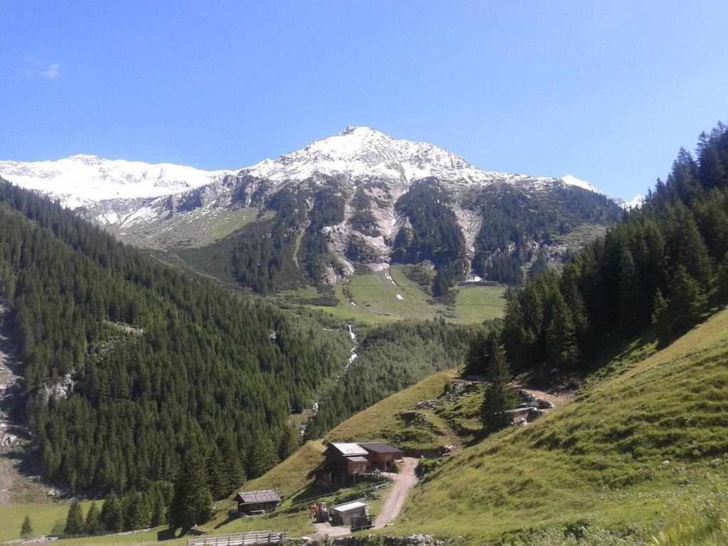 Ferienwohnung Studio Hochzillertal mit Wellnessbereich Ried im Zillertal Zimmer foto